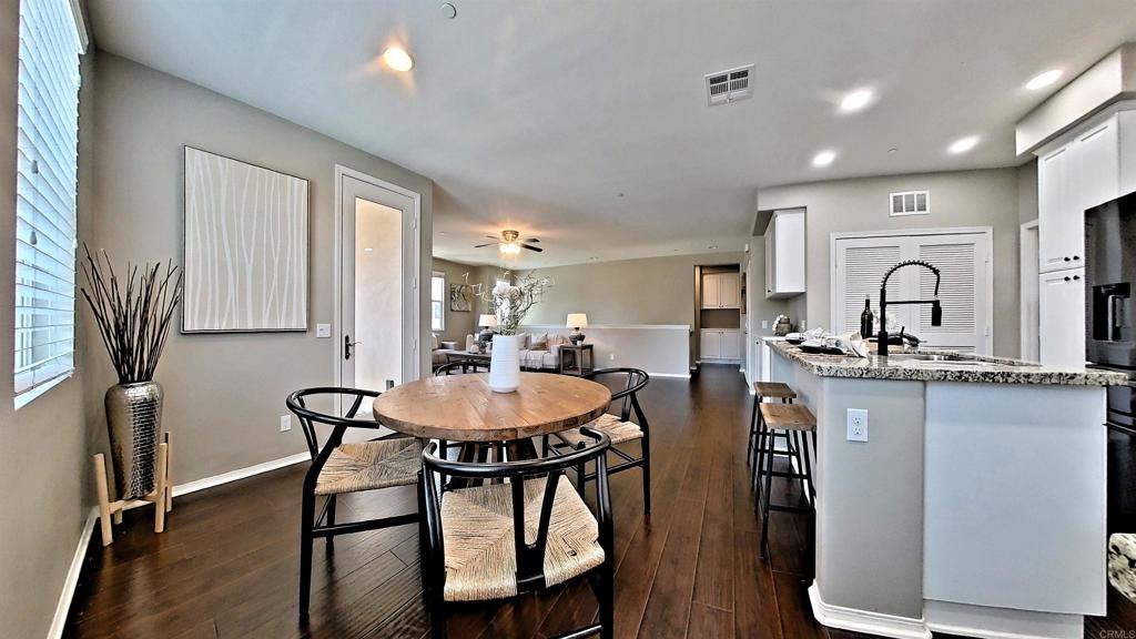 260 Candera Ln