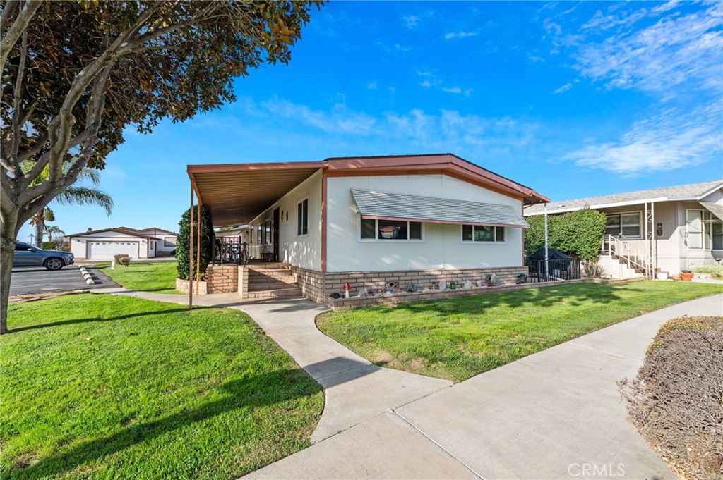 1739 Hoop Way