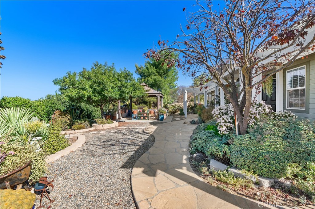 39530 Spanish Oaks Drive