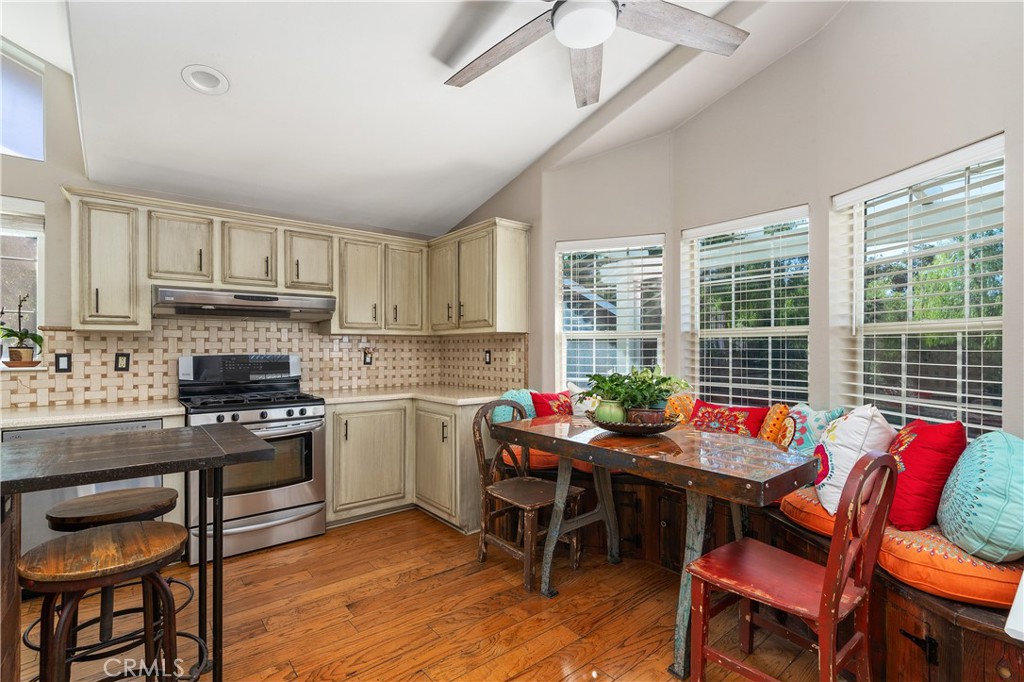 39530 Spanish Oaks Drive