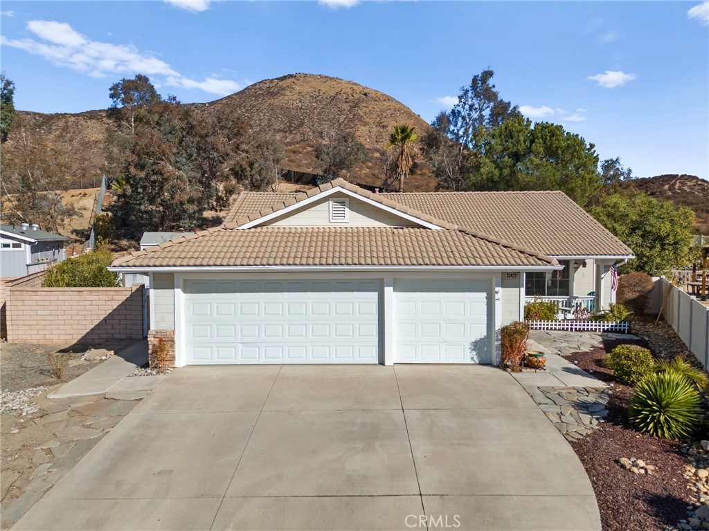 33422 Hillcrest Court