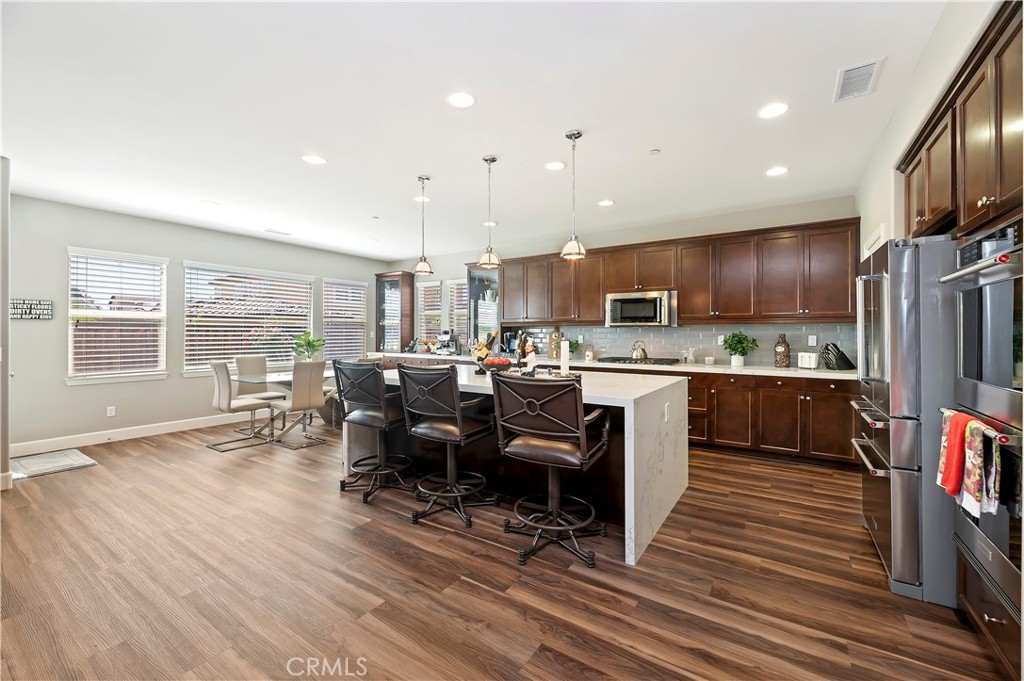 27843 Huron Court