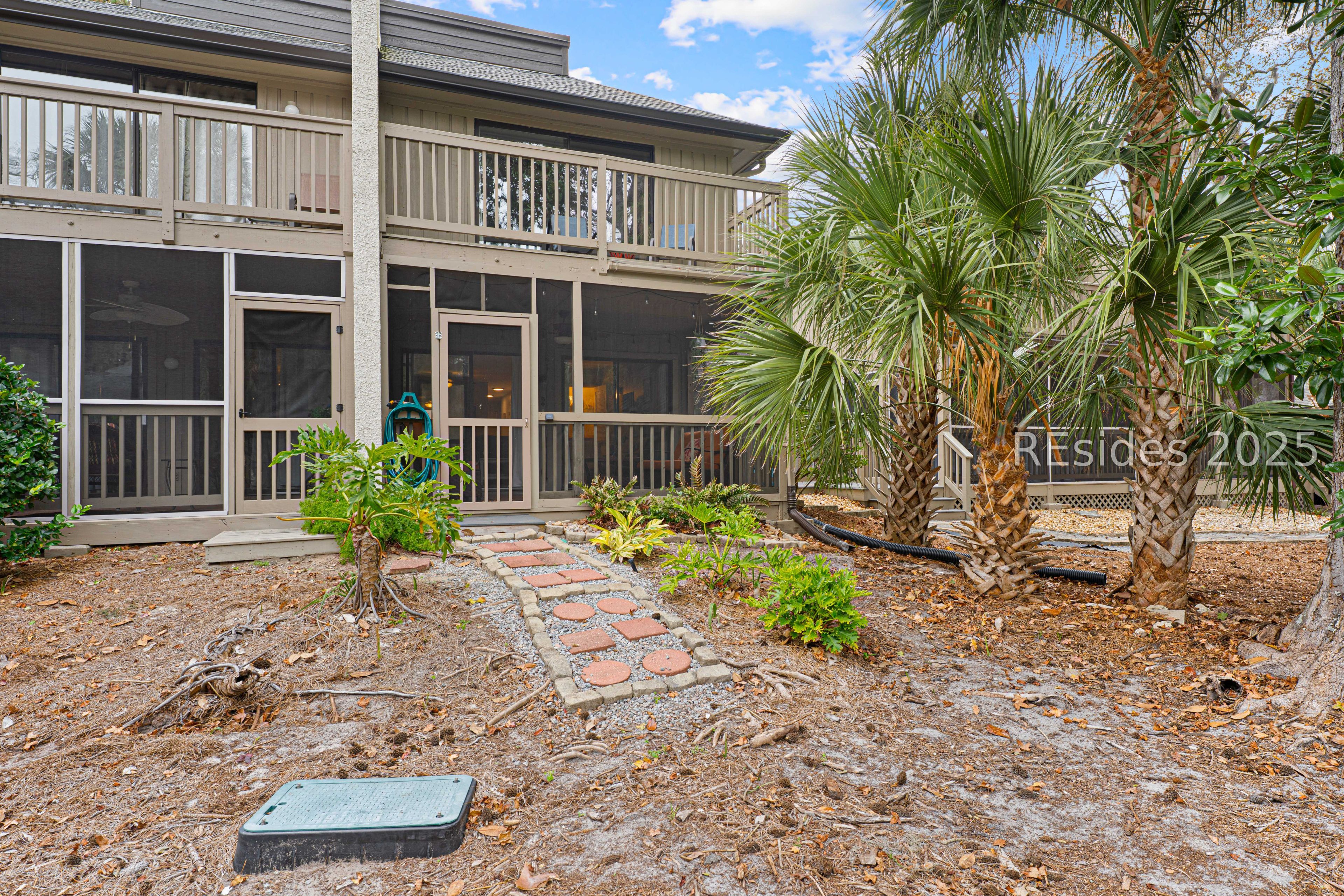 100 Shipyard Drive Unit: 703