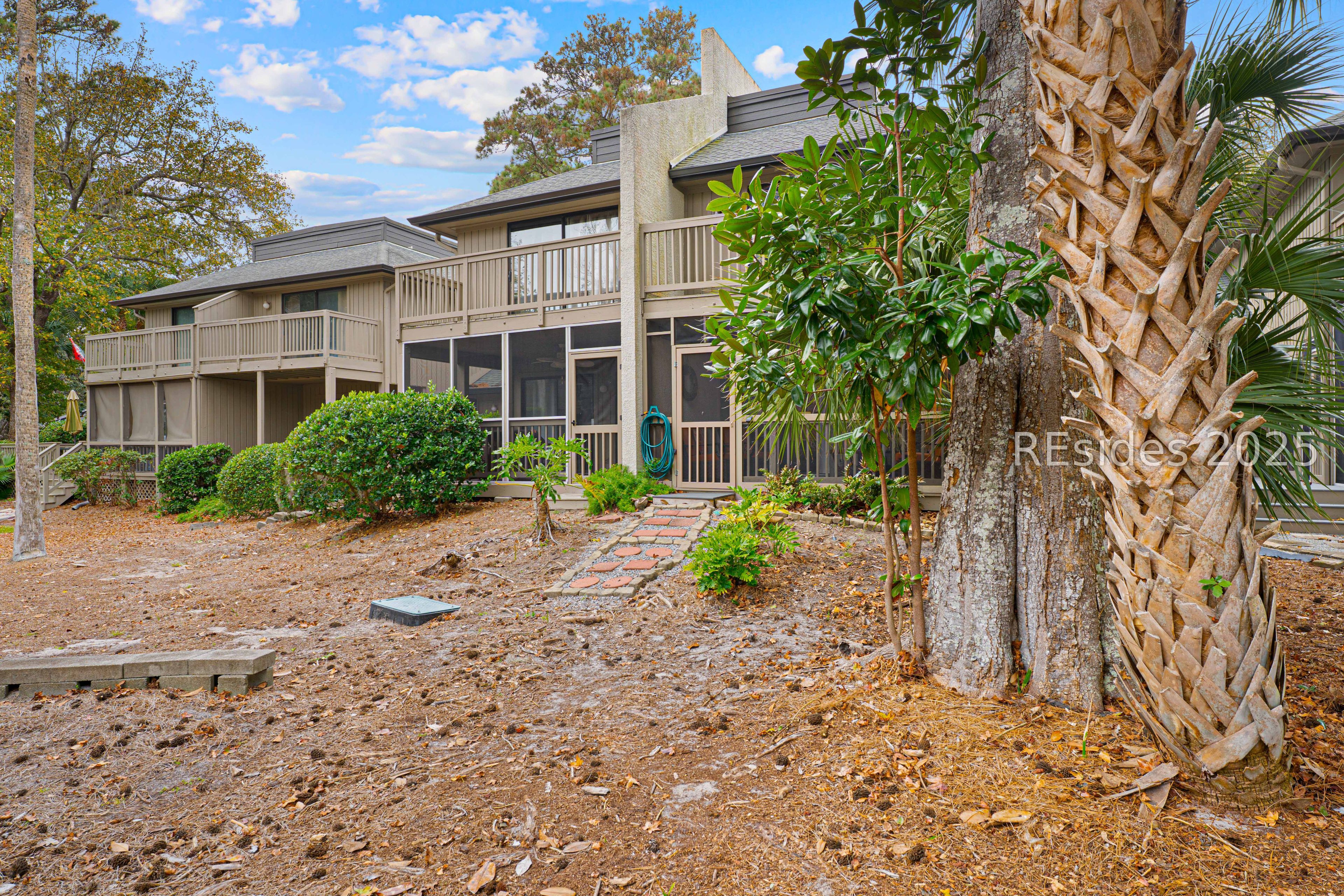 100 Shipyard Drive Unit: 703