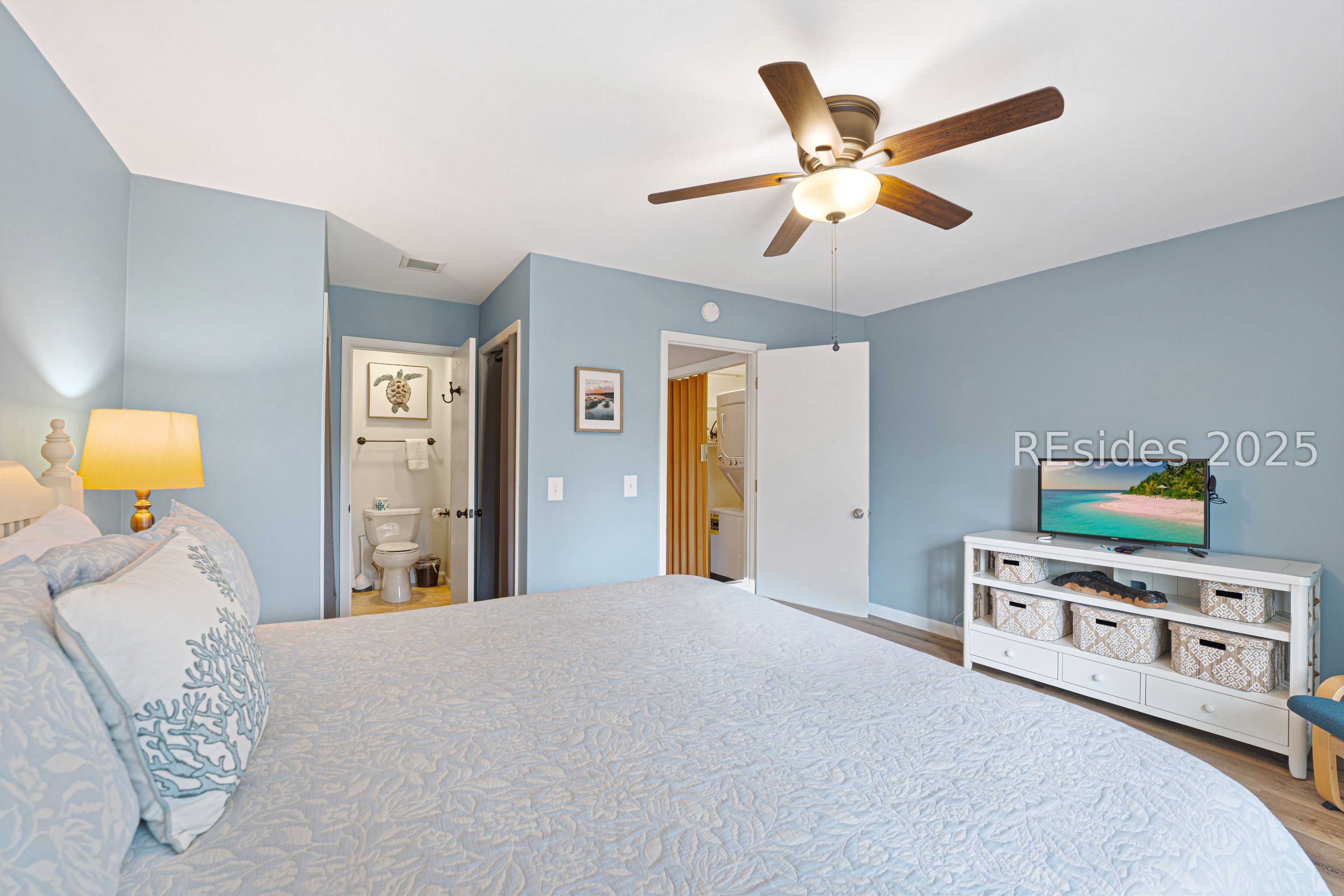 100 Shipyard Drive Unit: 703
