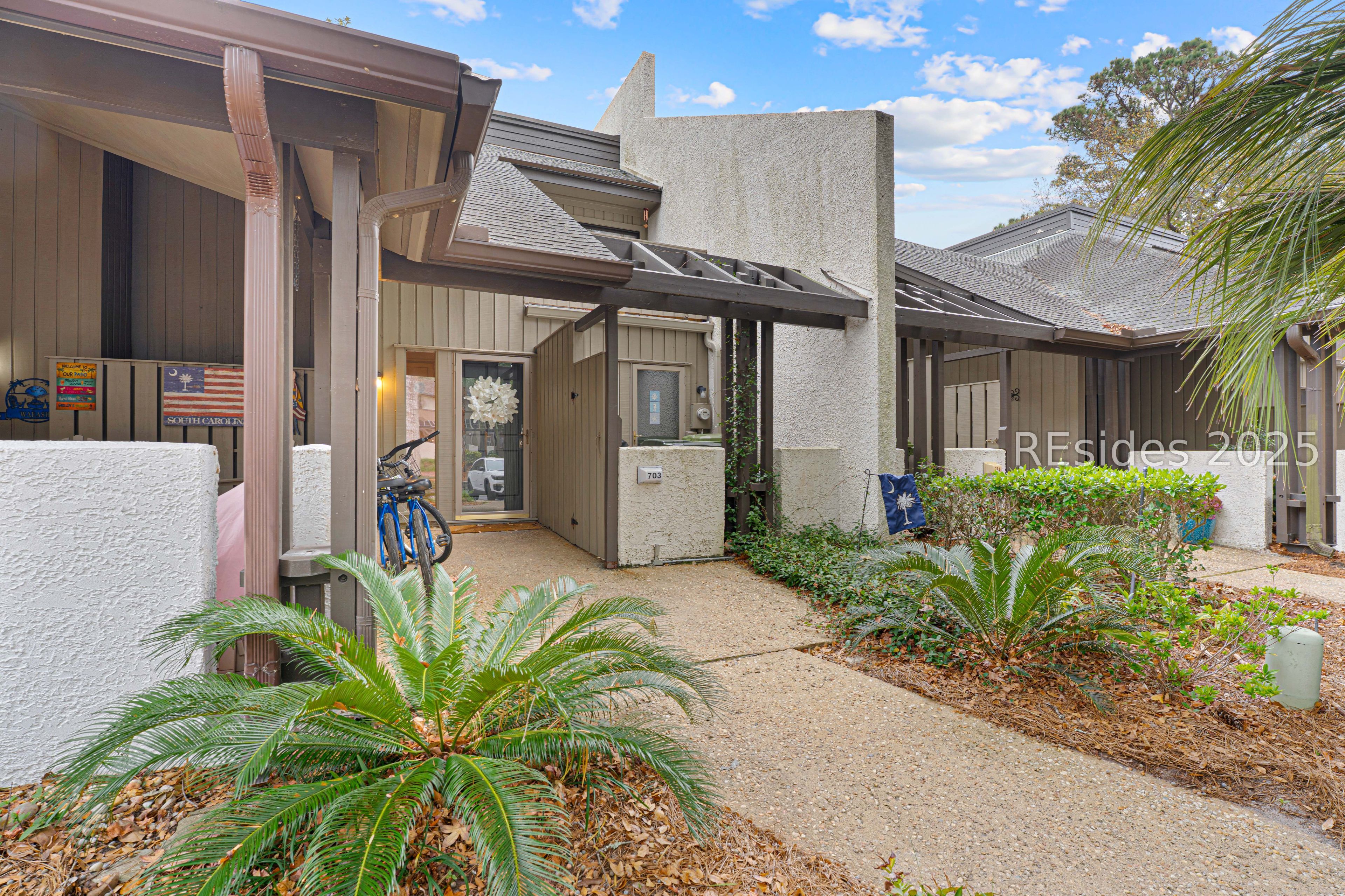 100 Shipyard Drive Unit: 703