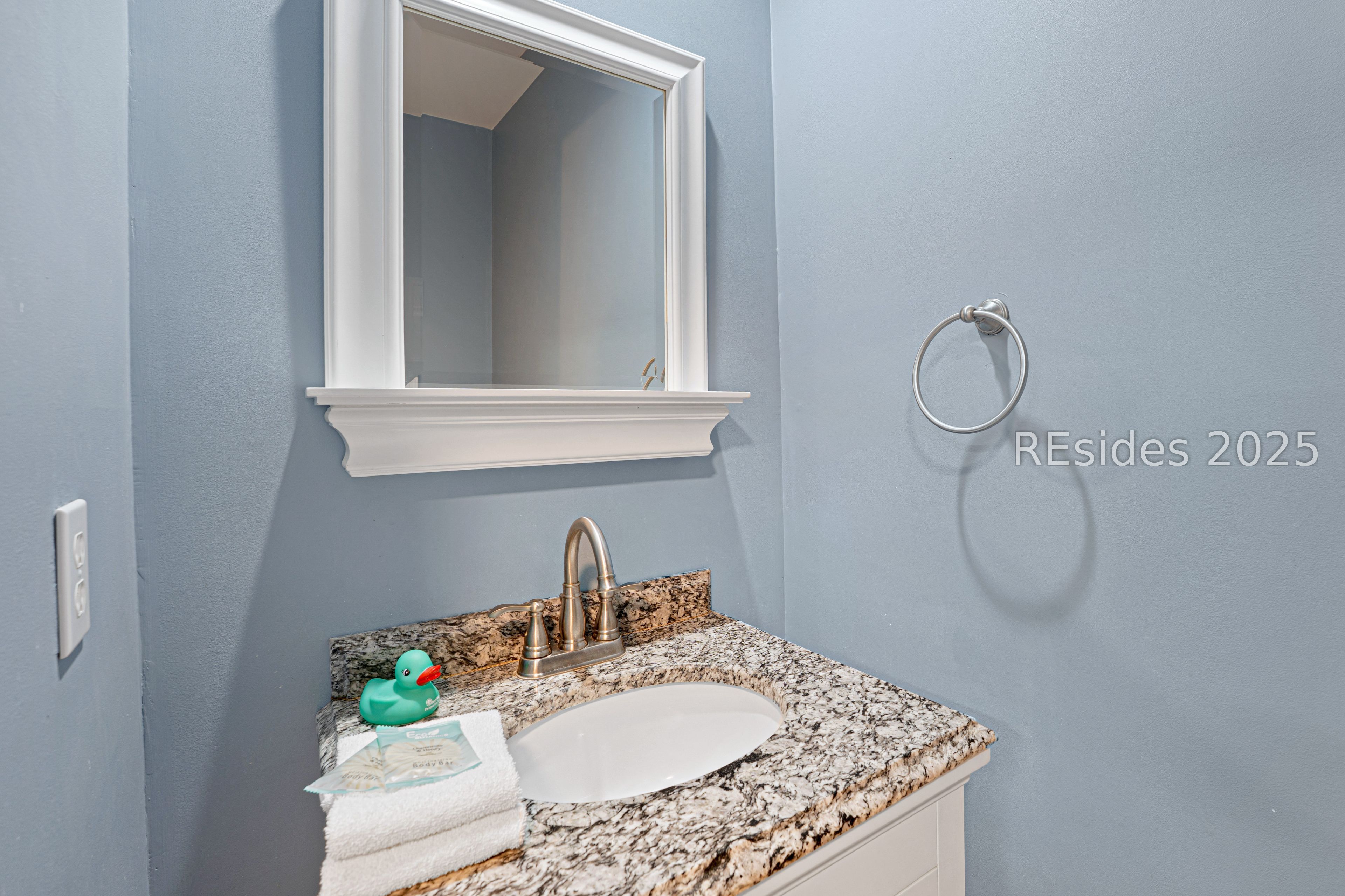 100 Shipyard Drive Unit: 703