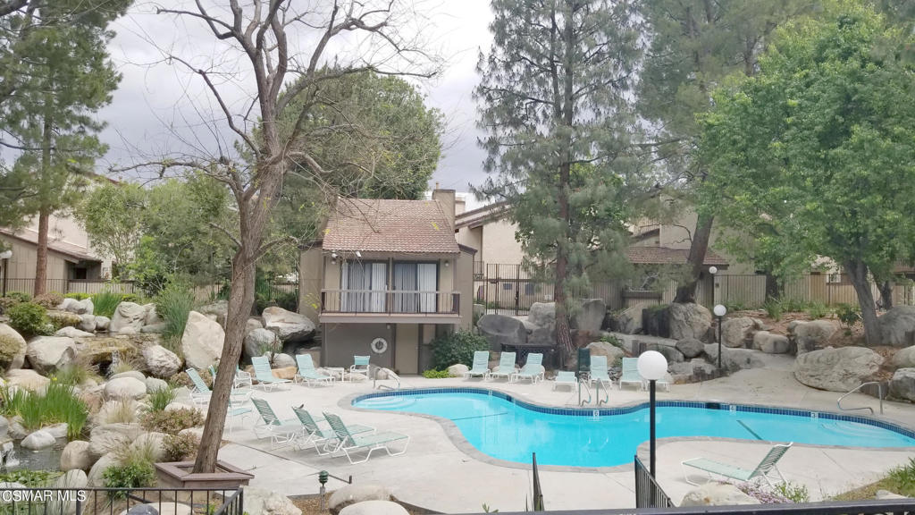 6265 Canoga Avenue 51