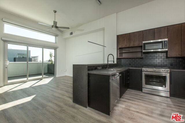 950 S Fairfax 244