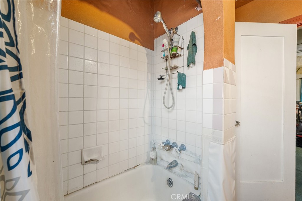 624 W 102nd Street