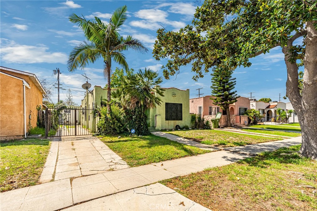 624 W 102nd Street