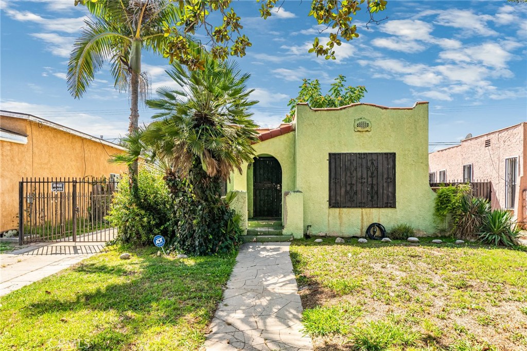 624 W 102nd Street