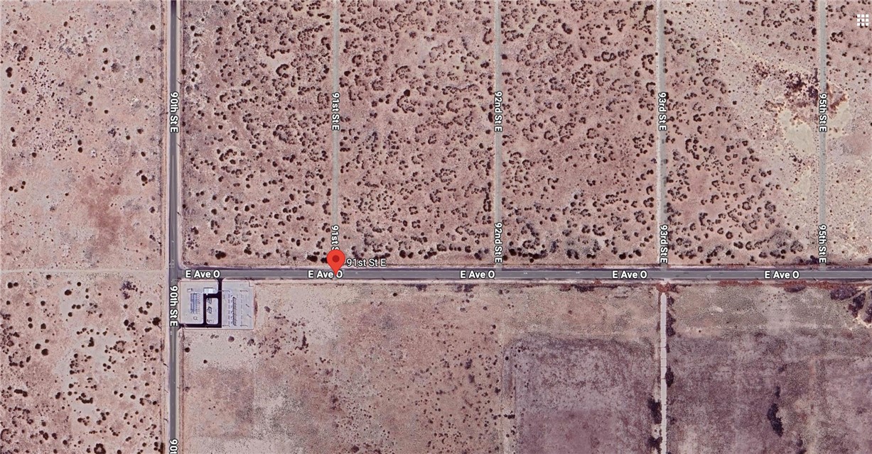 9115 E Ave Q4