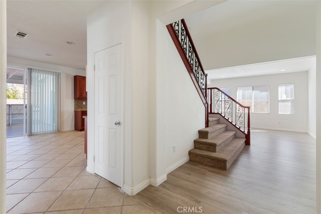 39438 Desert Lilly Court