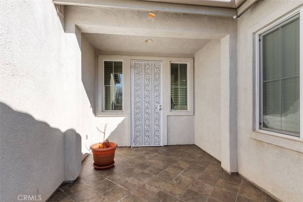 39438 Desert Lilly Court