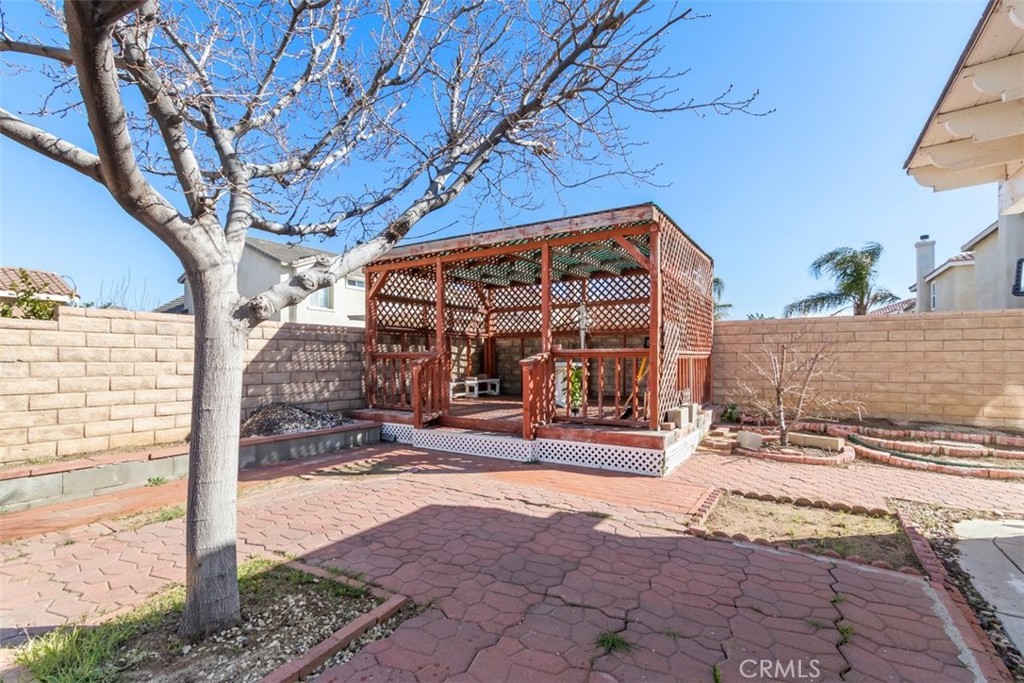 39438 Desert Lilly Court