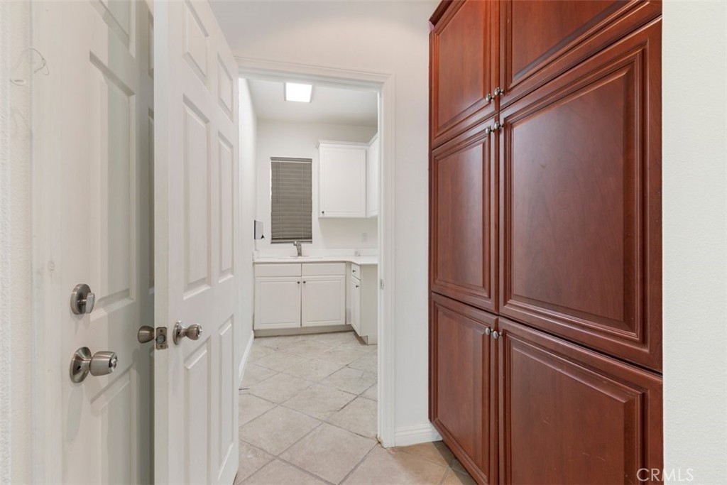 39438 Desert Lilly Court