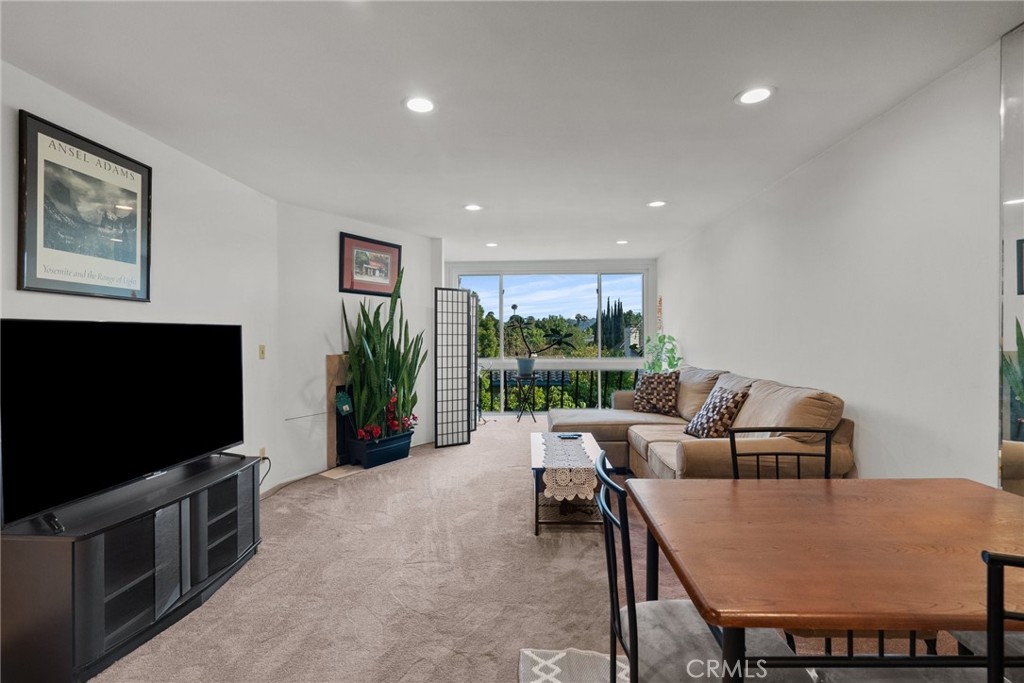 12720 Burbank Boulevard 228