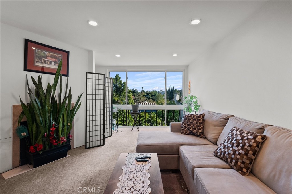 12720 Burbank Boulevard 228