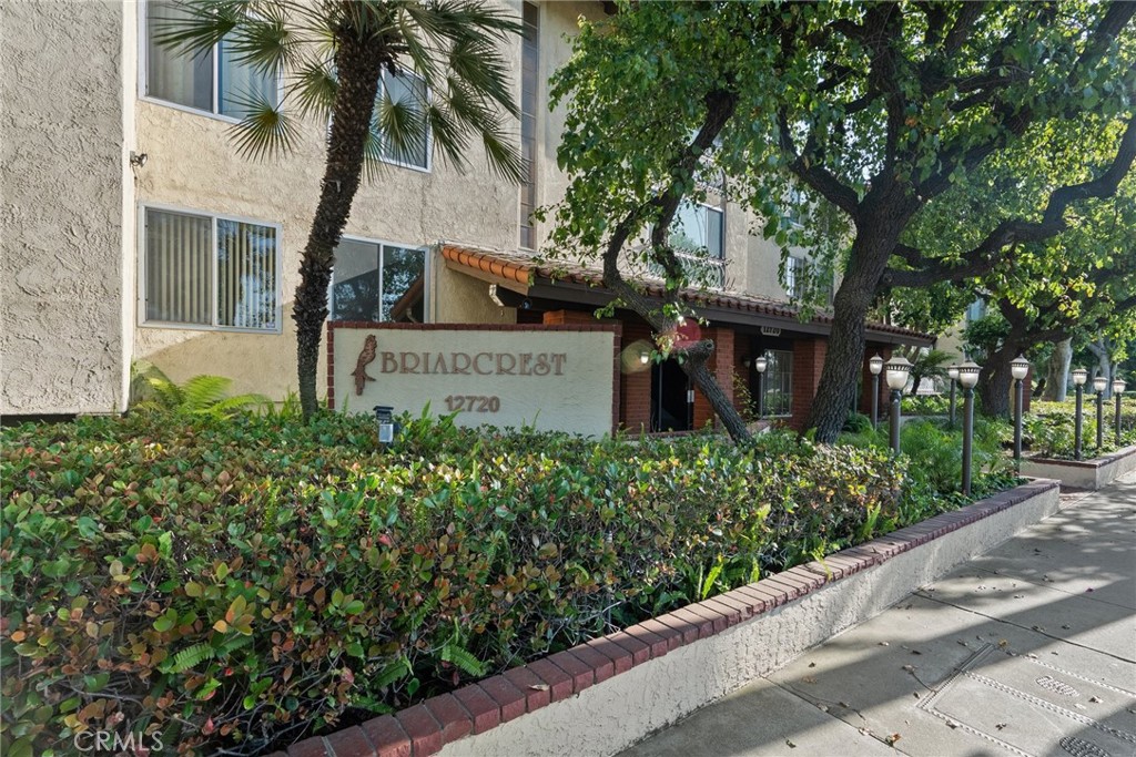 12720 Burbank Boulevard 228