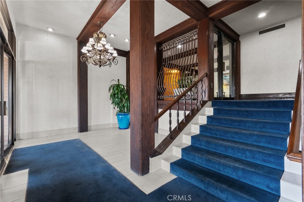 12720 Burbank Boulevard 228