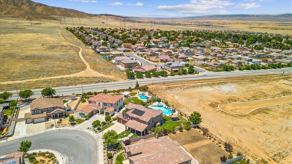 6907 Cabernet Road