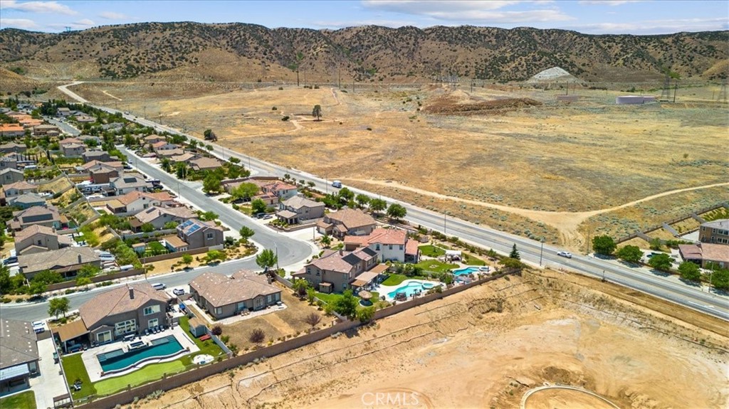 6907 Cabernet Road
