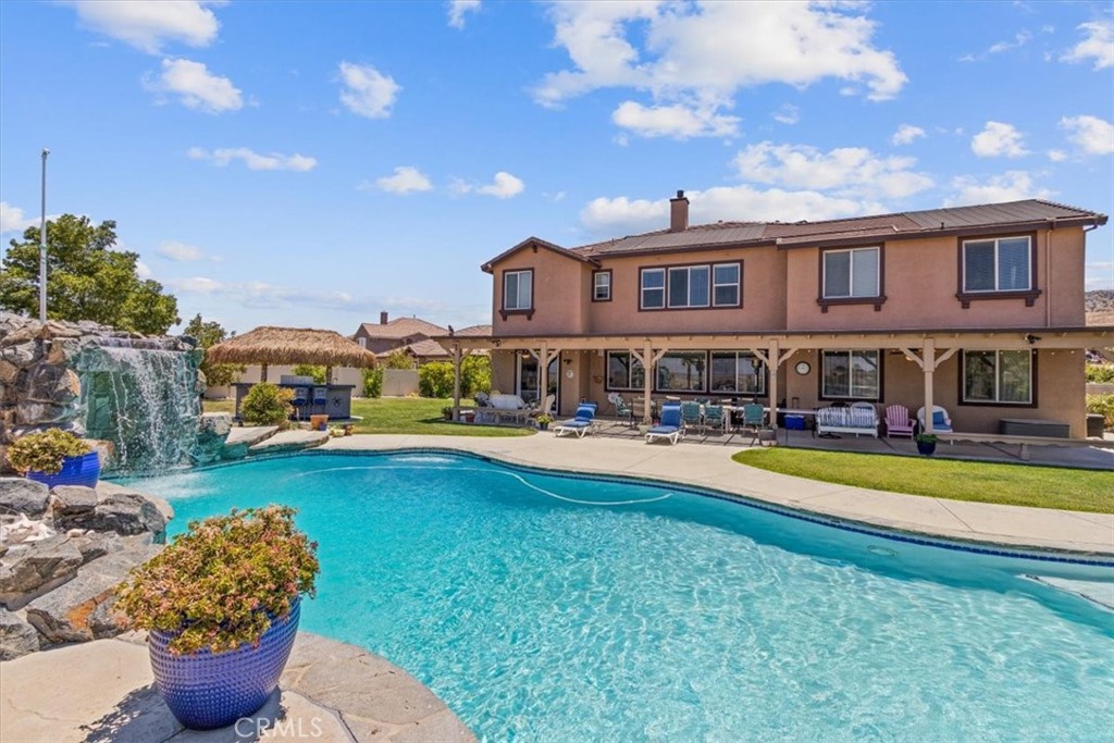 6907 Cabernet Road
