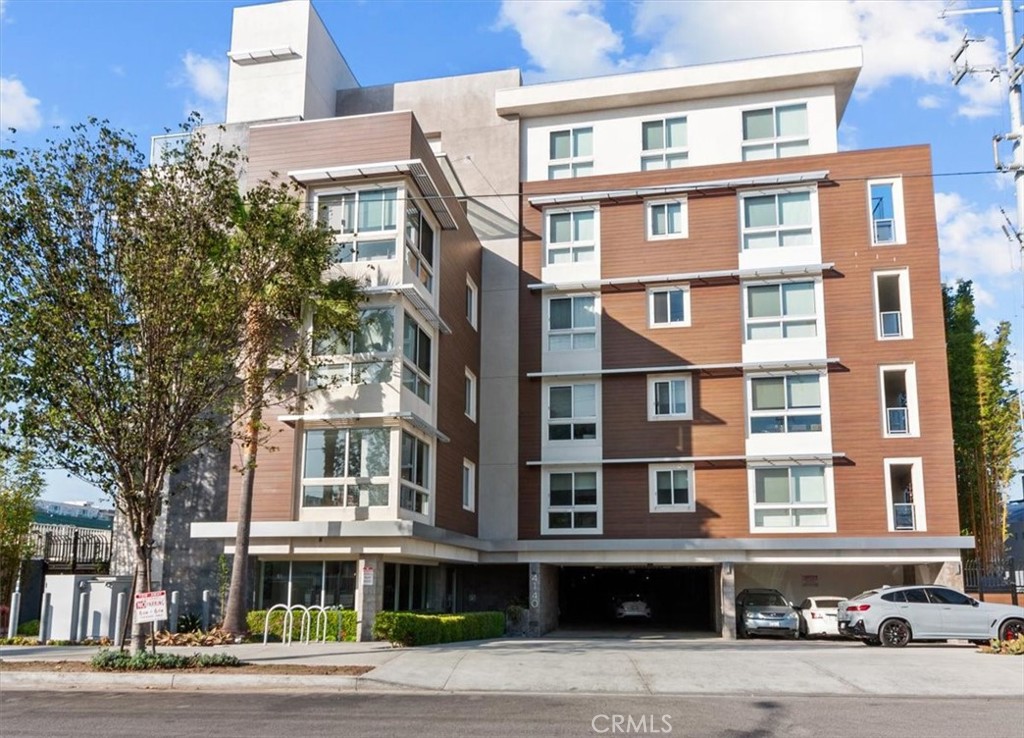 4140 Glencoe Avenue 608