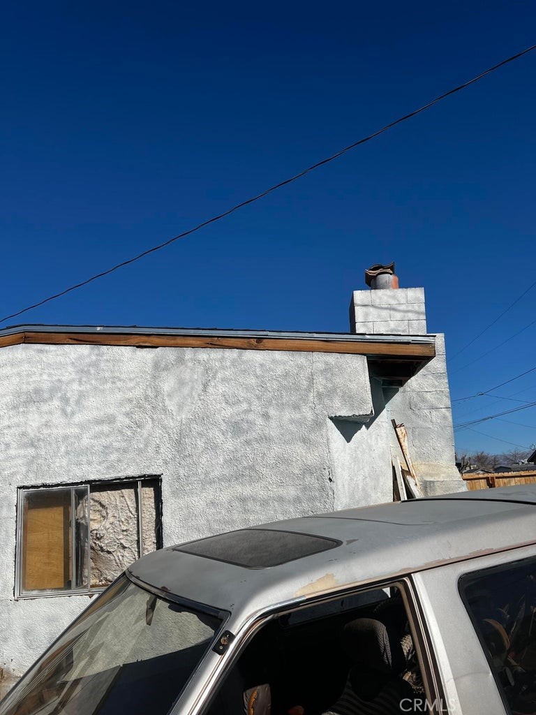 328 N Helena Street
