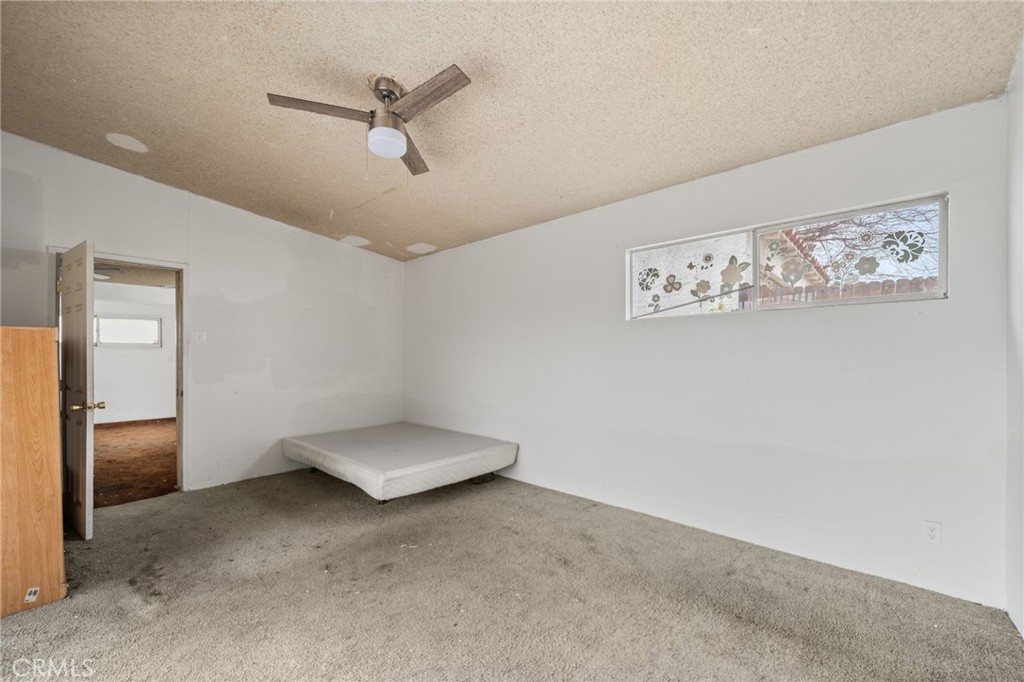 328 W Hillsdale Street