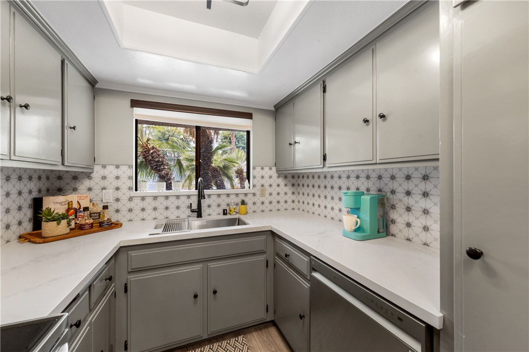 71870 Eleanora Lane