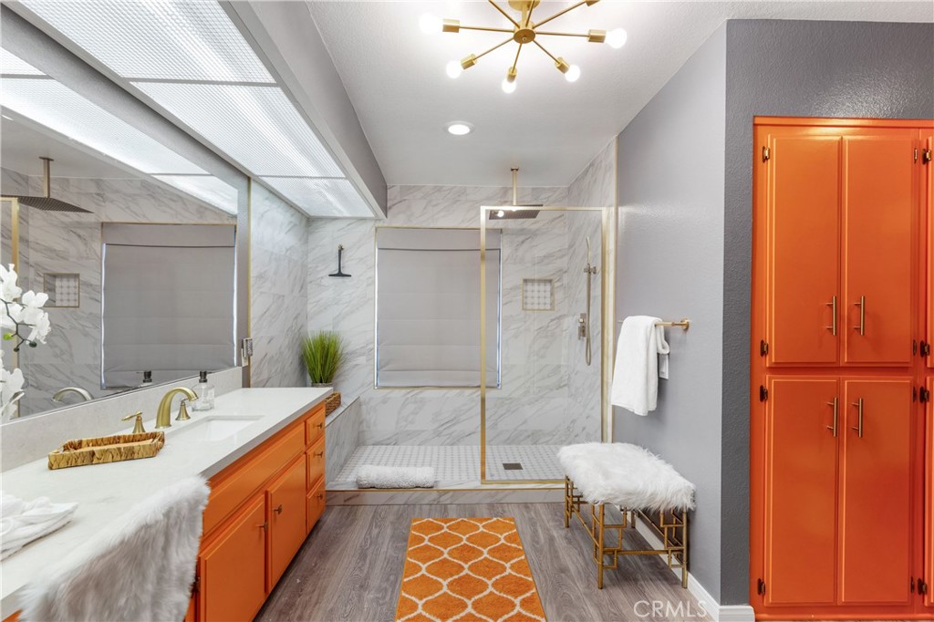 71870 Eleanora Lane