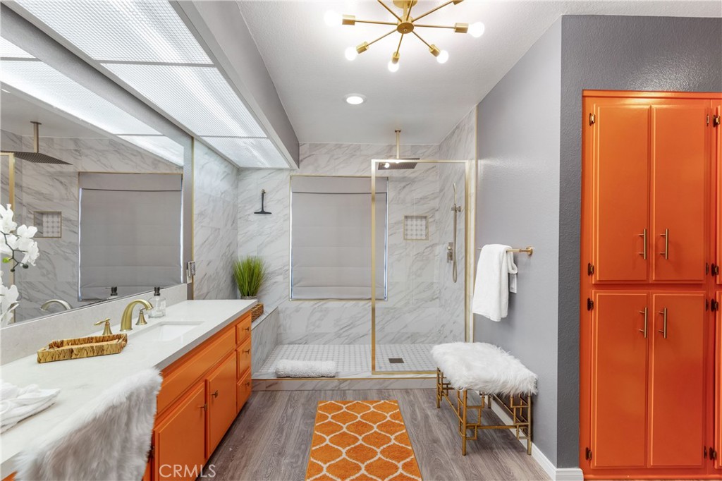 71870 Eleanora Lane