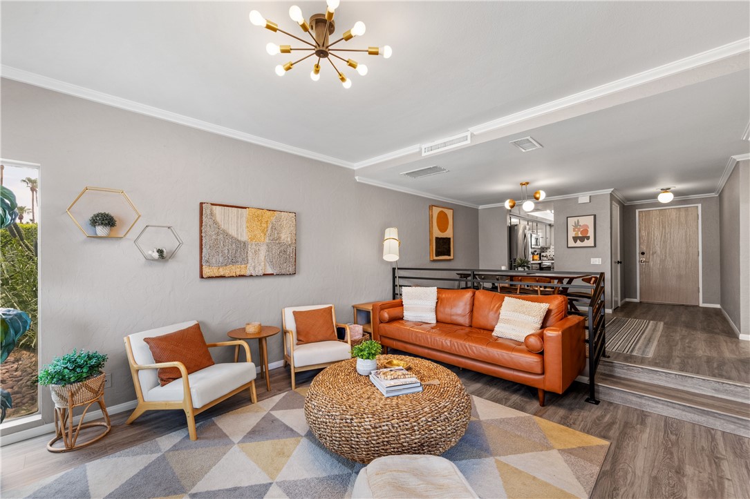 71870 Eleanora Lane