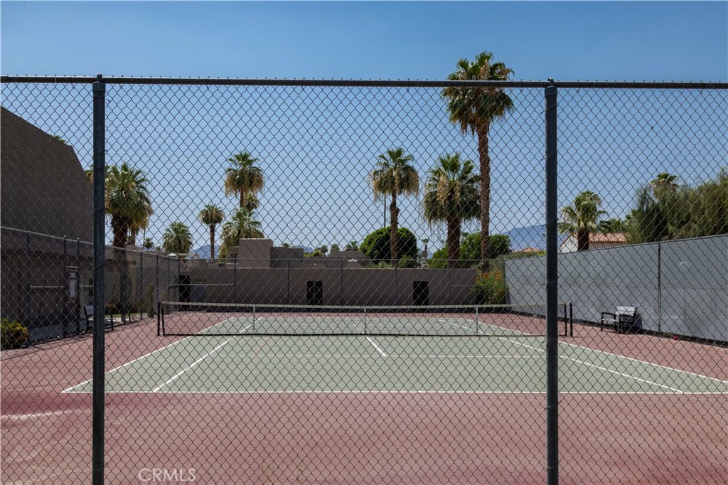 71870 Eleanora Lane