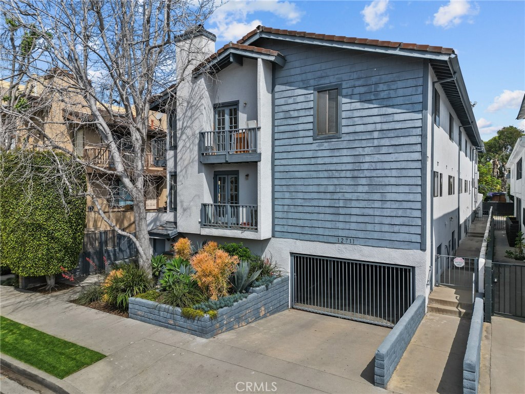 12711 Mitchell Avenue 5