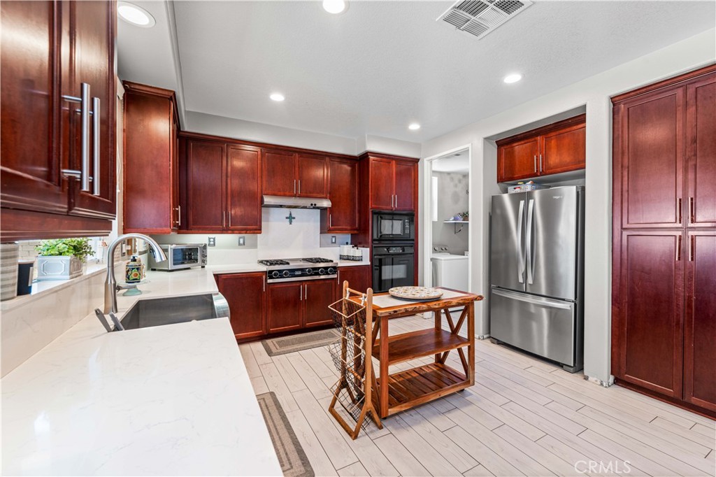 43271 W 62nd Street