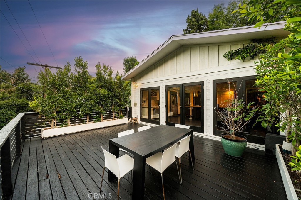 8516 Walnut Drive