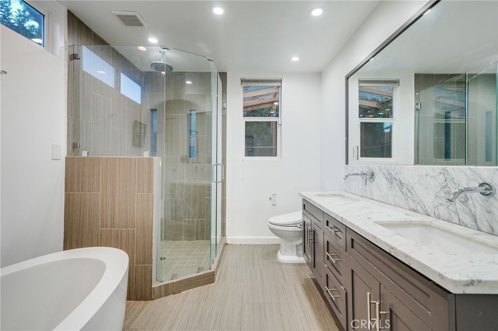 8516 Walnut Drive