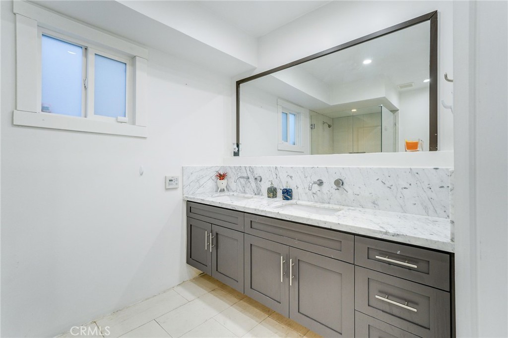 8516 Walnut Drive