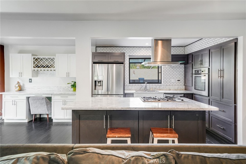 8516 Walnut Drive
