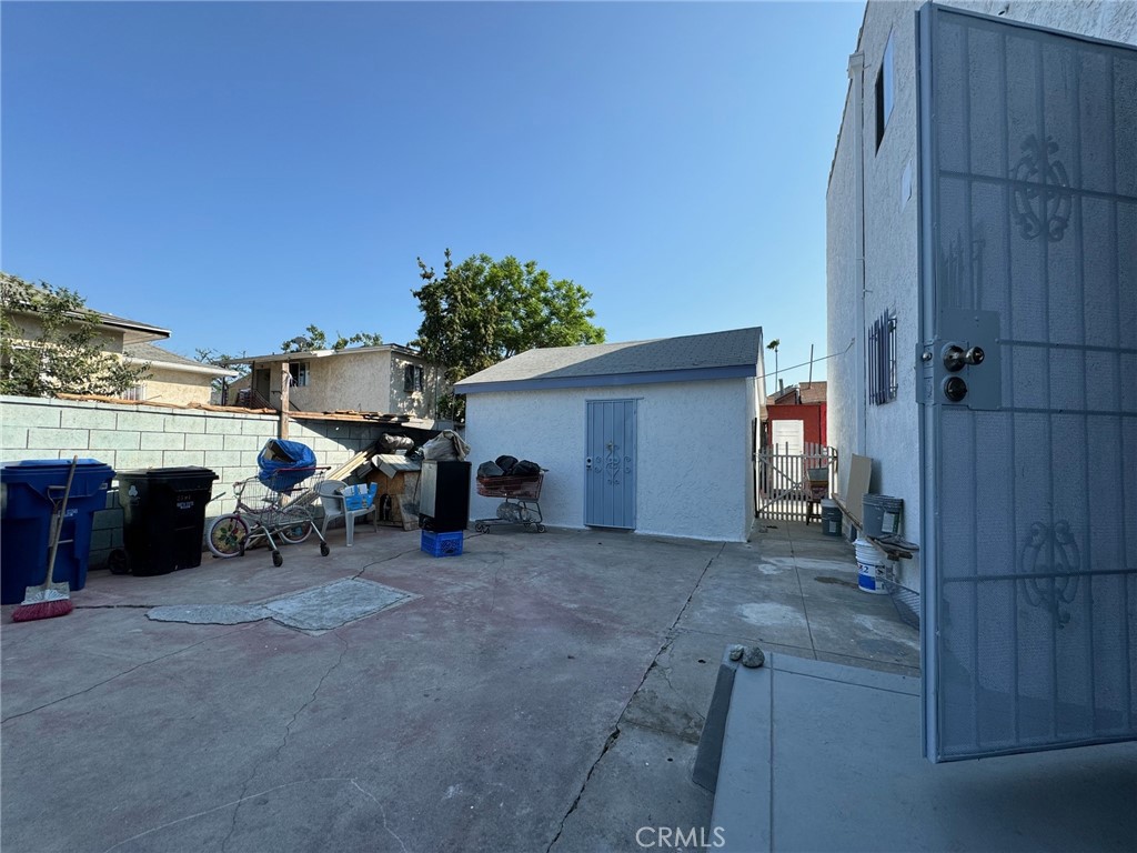 2504 Trinity Street