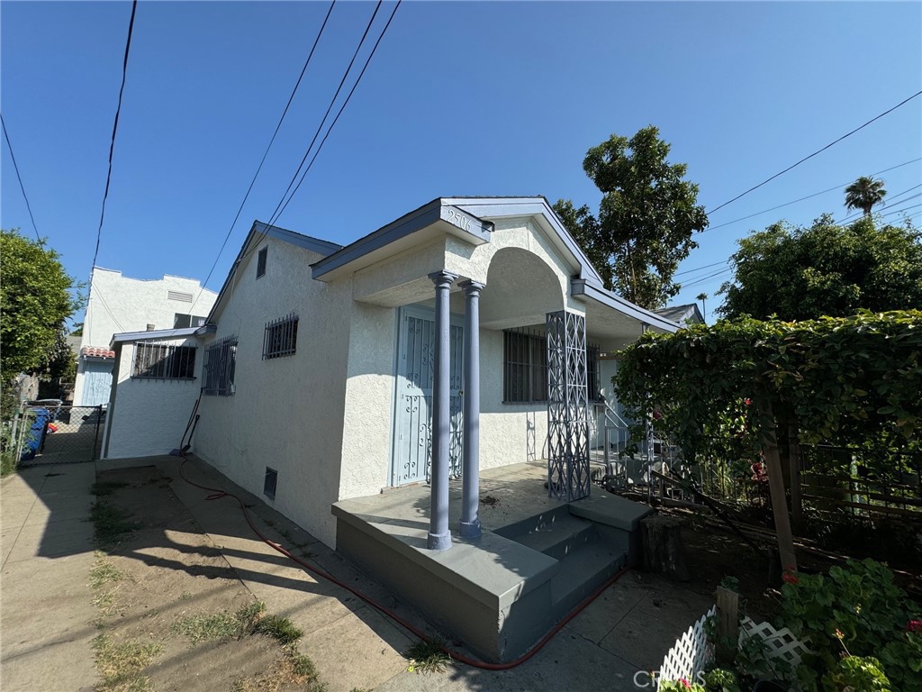 2504 Trinity Street