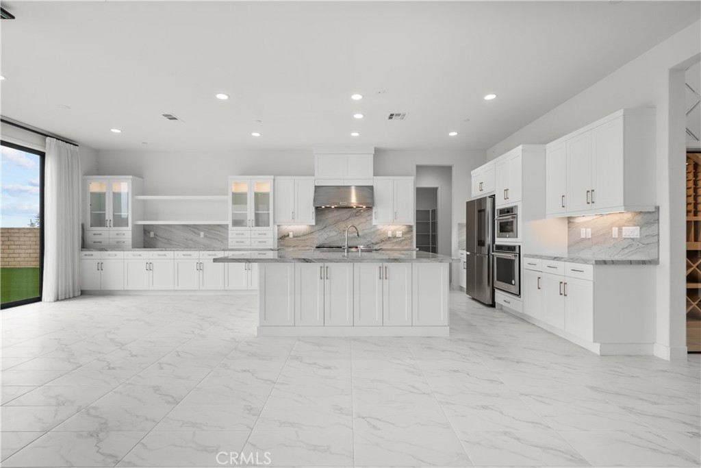 21136 W Canyon View Place