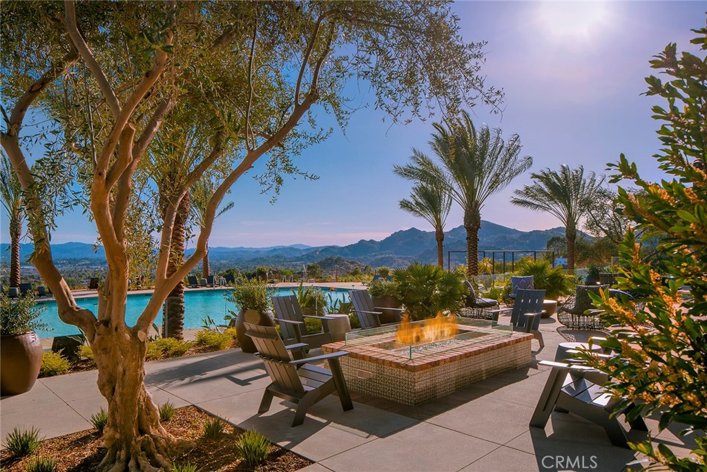 21136 W Canyon View Place