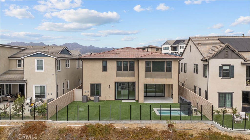 21136 W Canyon View Place
