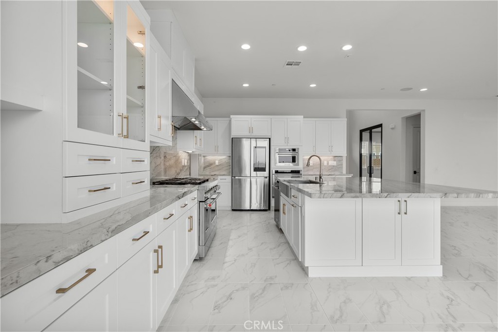 21136 W Canyon View Place