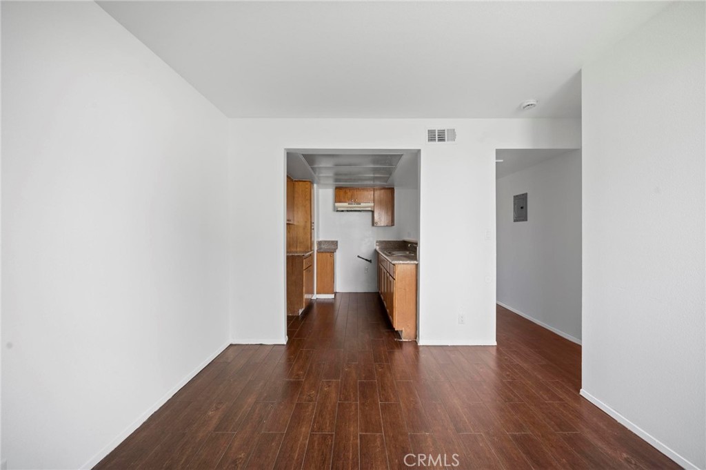 8847 Willis Avenue 36