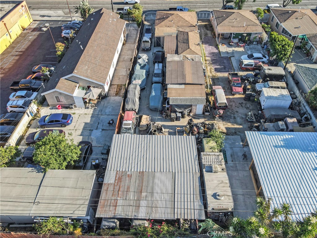 429 E El Segundo Boulevard